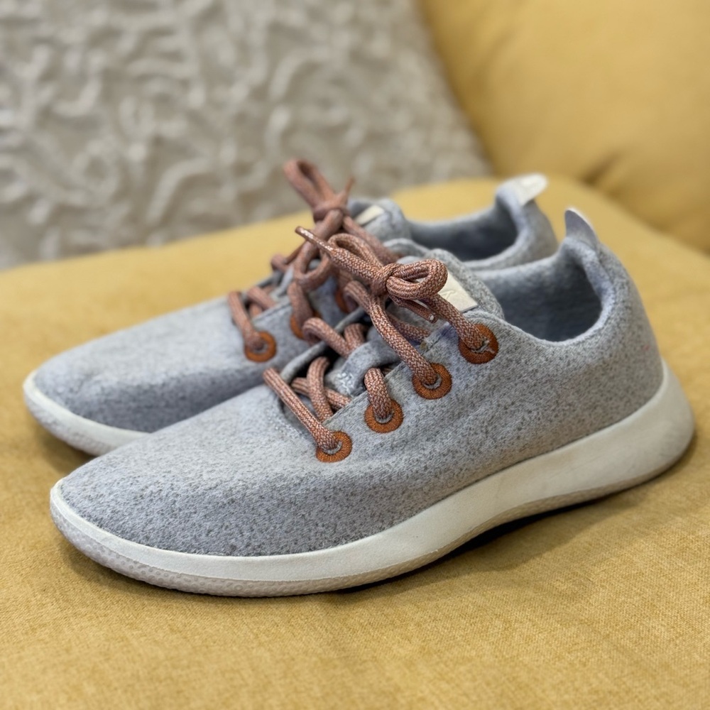 Allbirds Women’s Wool Runners – Dapple Grey (Size 5)